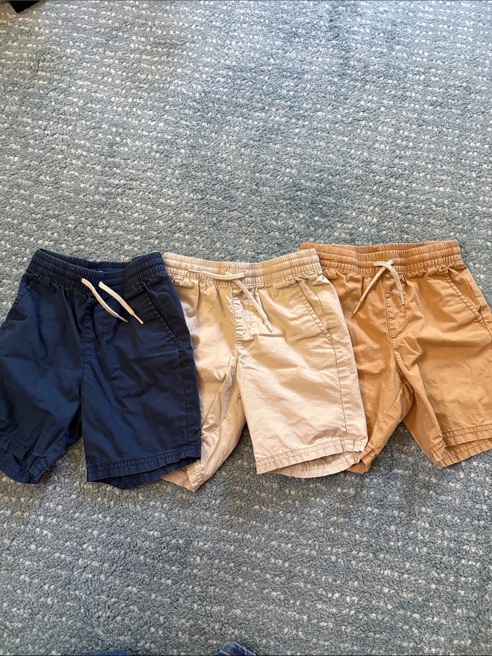 Old Navy Boys 4T Dock Shorts Bundle - Navy, Tan, Cream, Khaki, Olive - Picture 2 of 6